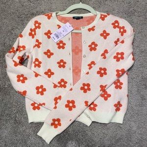 Wild fable orange floral long sleeve sweater